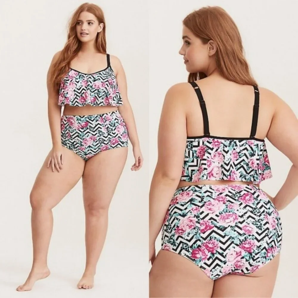 Torrid | Black and White Chevron Floral Flounce Bikini Top | Size 2